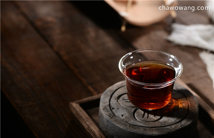 安化黑茶茯砖茶的品鉴方法