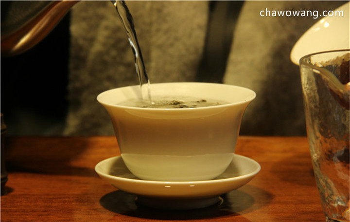 不同土壤对武夷岩茶茶叶品质的影响