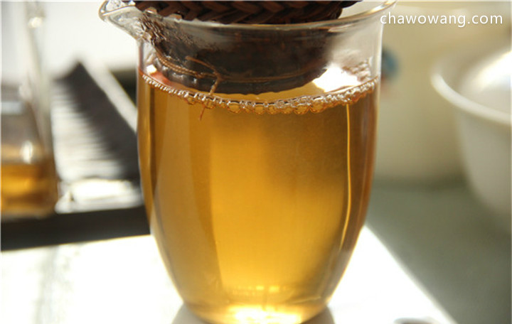 武夷岩茶制作的关键第一环节“采茶”