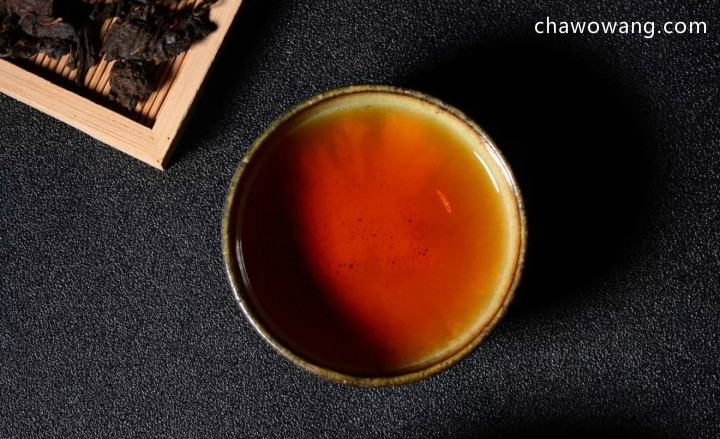 为什么大部分的黑茶是紧压而不散存？