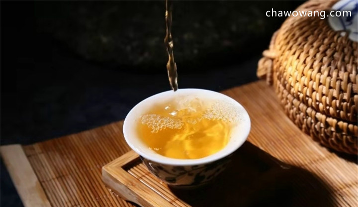 到底什么是乌龙茶的清香型、浓香型？