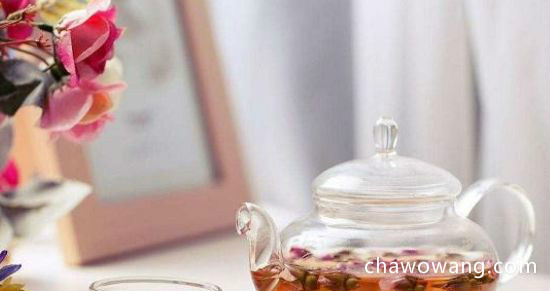 玫瑰花泡茶祛斑要多久见效 喝玫瑰花茶多久能祛斑？