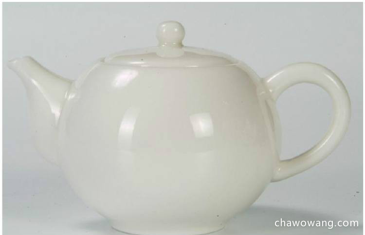白瓷茶具适合泡什么茶 白瓷茶具有什么特点