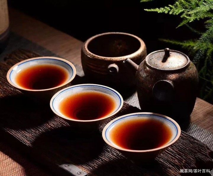 什么样的普洱茶好喝，良友择茶而饮