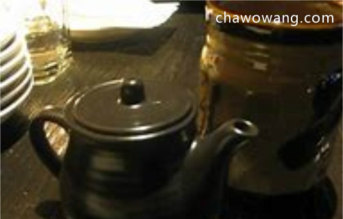 冻顶乌龙茶是什么茶？冻顶乌龙茶与铁观音茶叶的区别