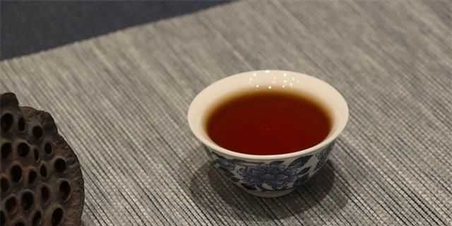 普洱熟茶的渥堆工艺是什么时候发明的？