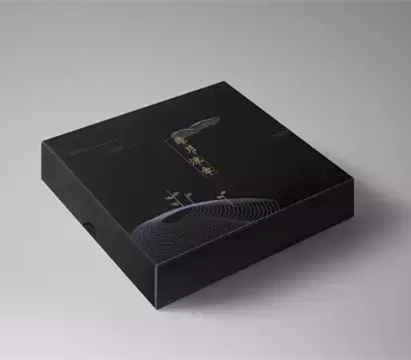 茶叶礼盒包装设计：颠覆传统和清新的感觉