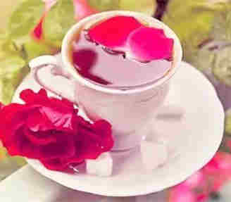 适合女性的玫瑰花养生茶，喝了它痛经、色斑不来扰！