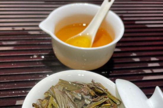 武夷岩茶有多少产量，岩茶为什么叫岩茶？